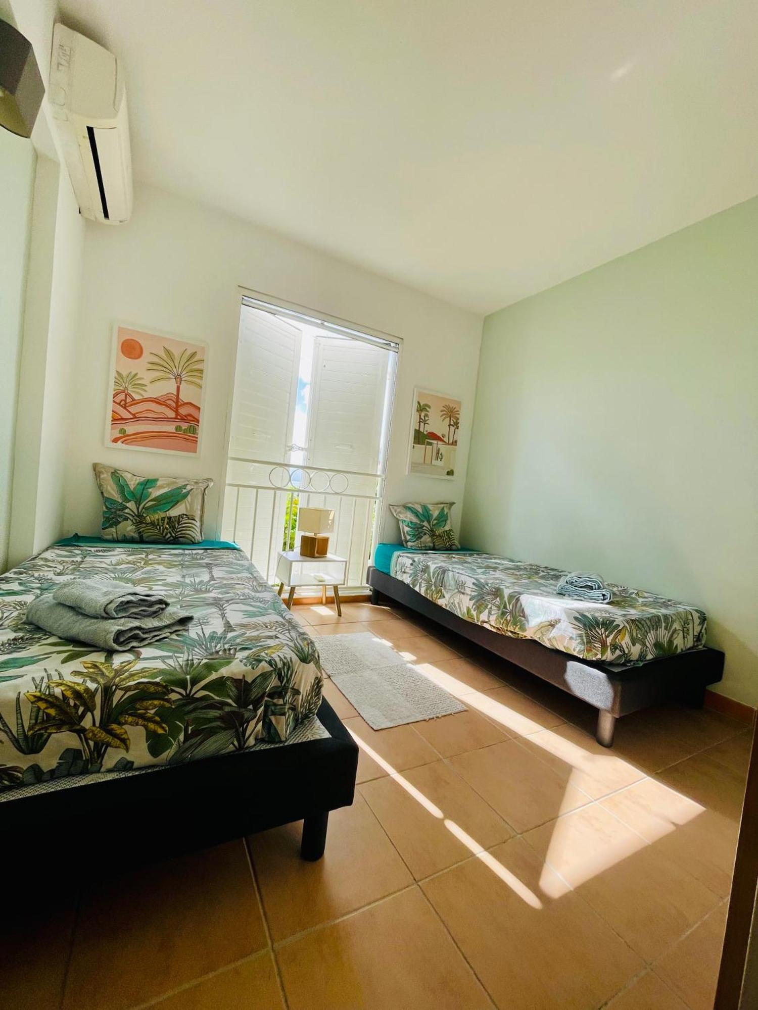 Appartement Vue Mer, Piscine, Dans Quartier Prise De Gosier Ле-Гозье Экстерьер фото